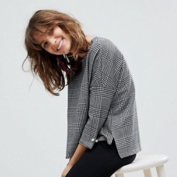 NWOT Stradivarius Check 3/4 Sleeve Tee - Picture 4 of 5